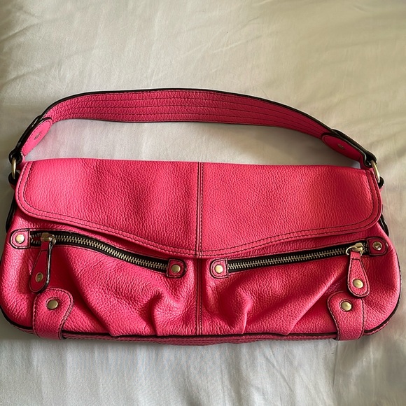 Danier Leather Shoulder Bag Bubblegum Pink - Picture 1 of 8
